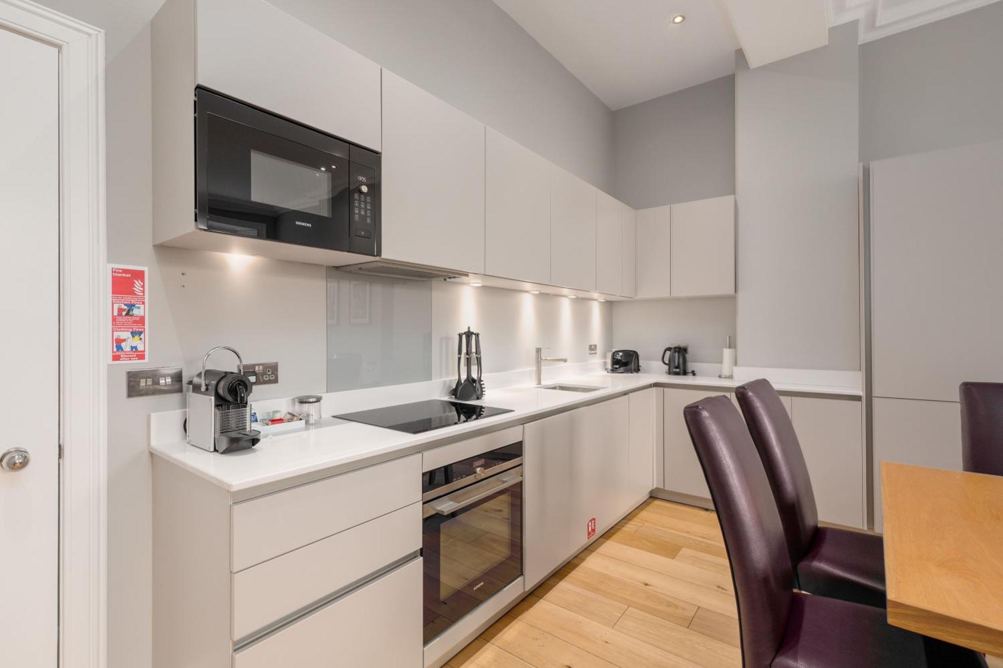 Destiny Scotland - Princes Street Residence Эдинбург Экстерьер фото