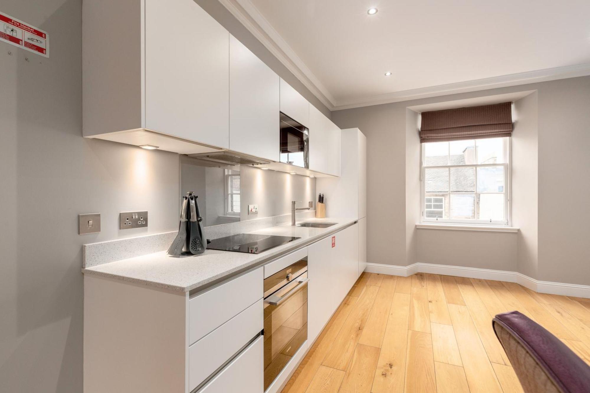 Destiny Scotland - Princes Street Residence Эдинбург Экстерьер фото