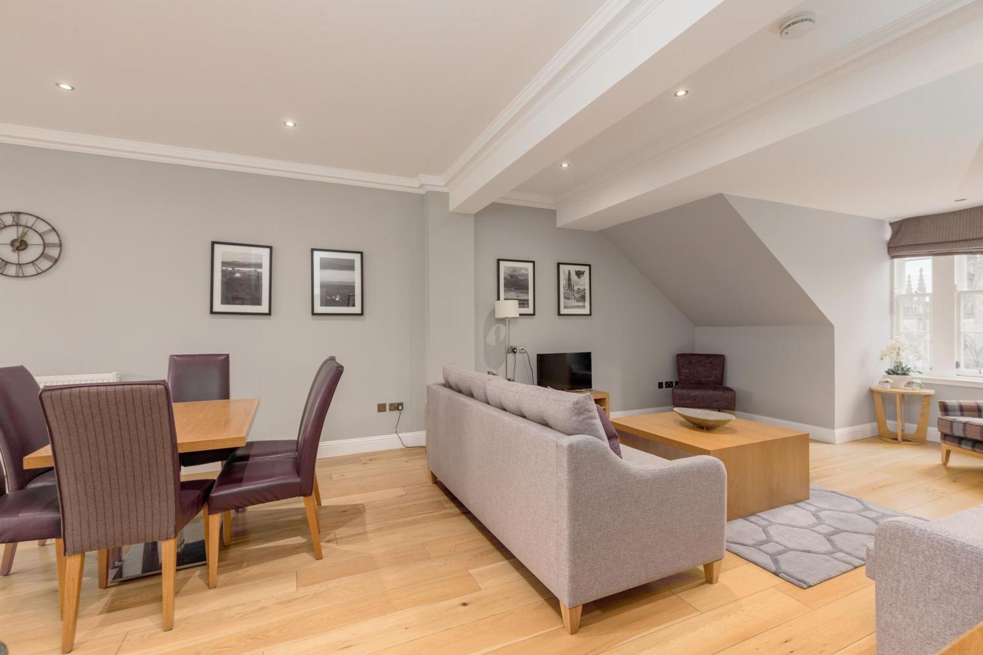 Destiny Scotland - Princes Street Residence Эдинбург Экстерьер фото