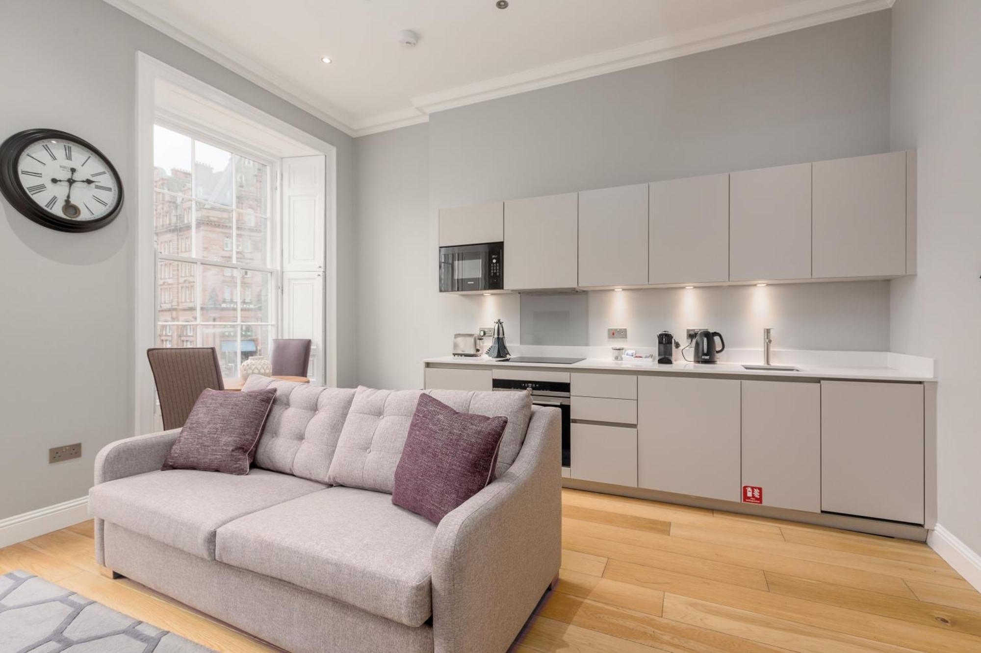 Destiny Scotland - Princes Street Residence Эдинбург Экстерьер фото