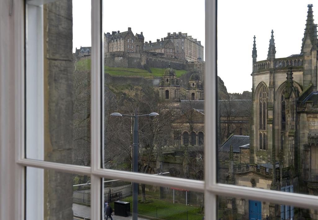 Destiny Scotland - Princes Street Residence Эдинбург Номер фото